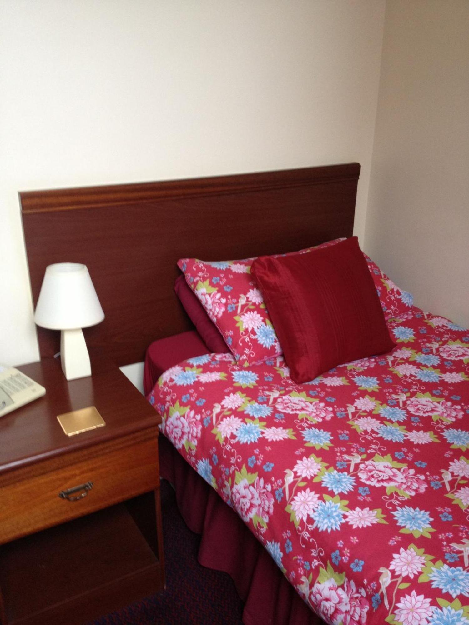 The Waverley Hotel Crewe Esterno foto